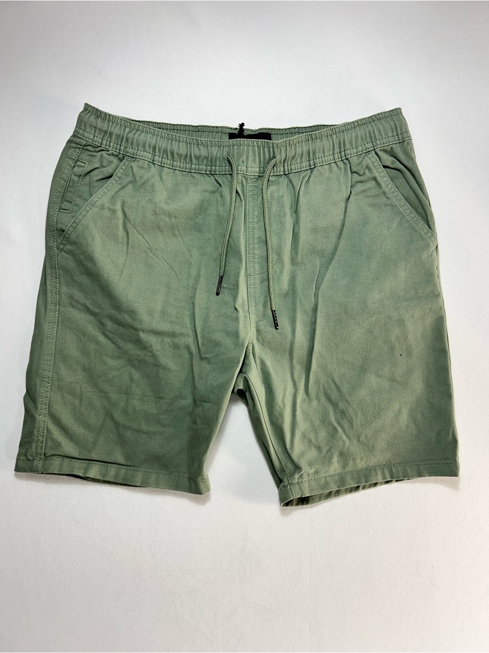 Brave Soul Men's Sage Green Drawstring Athletic Shorts - Size Medium